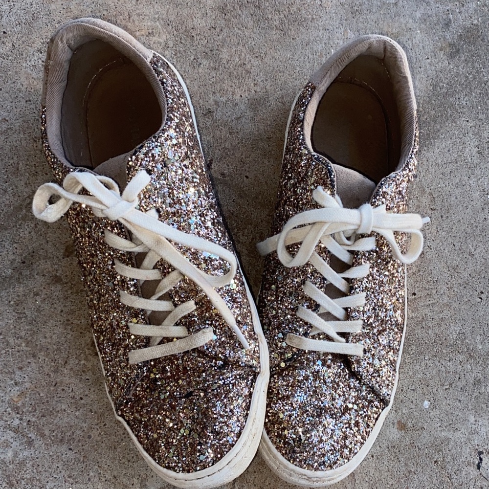 Size 8 sparkly shoes
